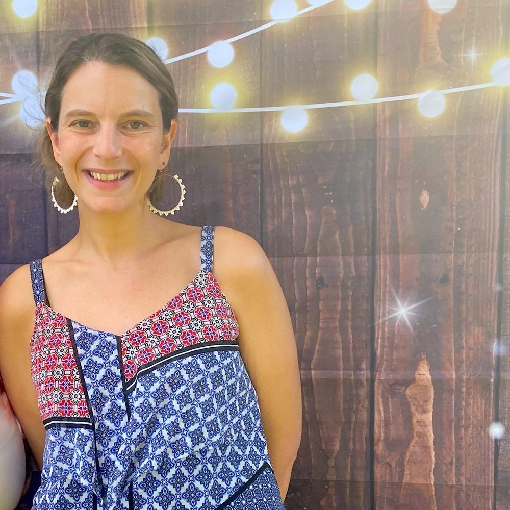 Meet your Posher, Danielle